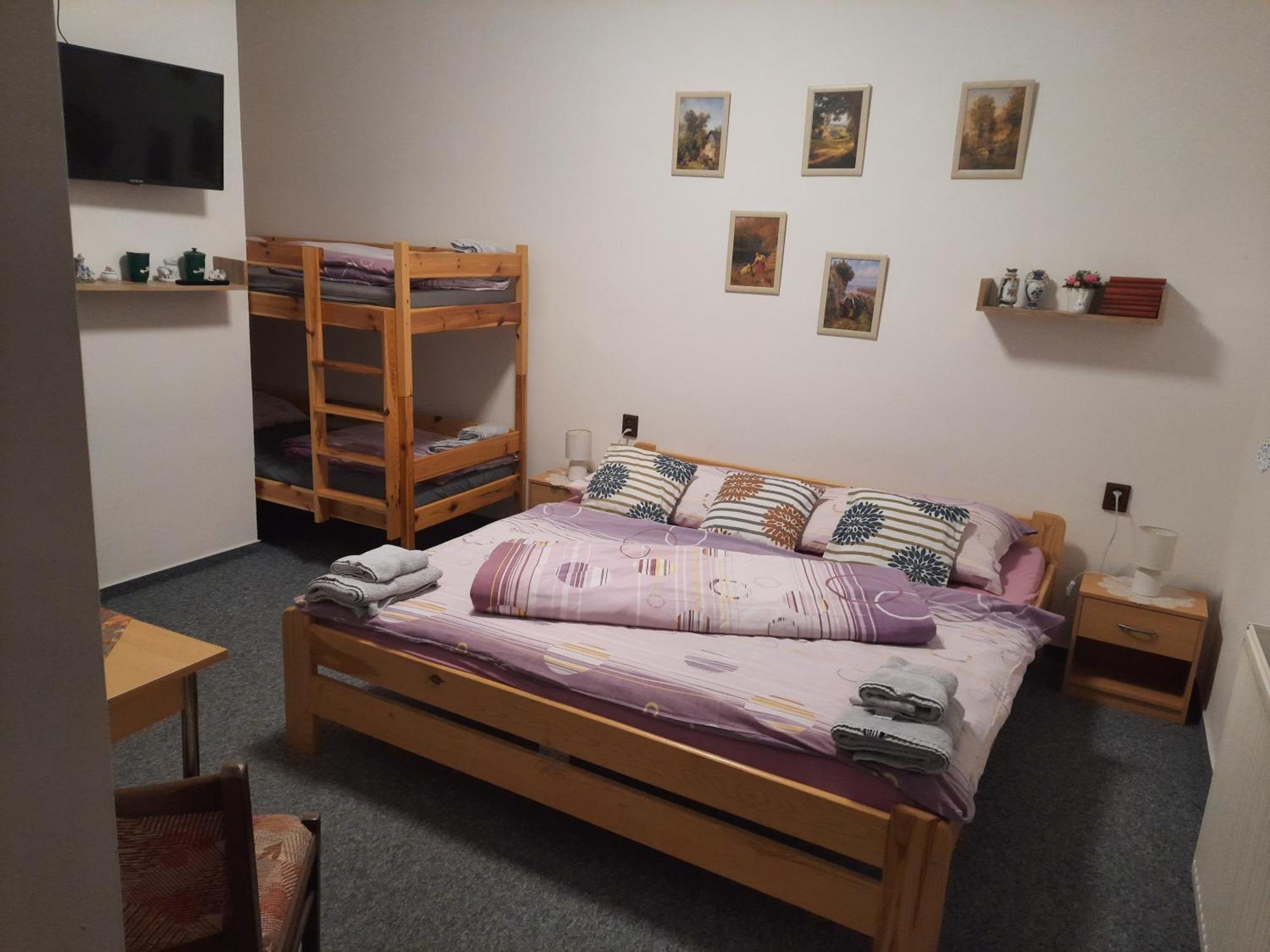 Penzion U Statku Lodherov Экстерьер фото